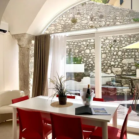 Appartement Borgo Borago