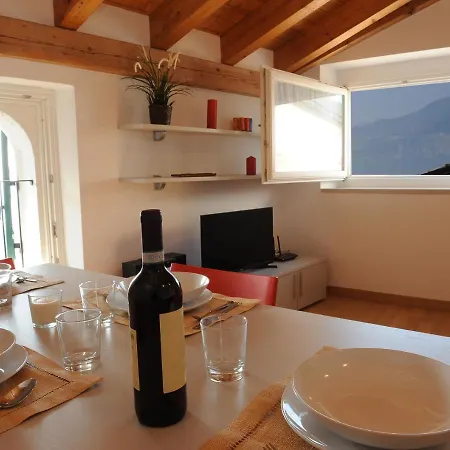 Borgo Borago Apartmán Brenzone sul Garda