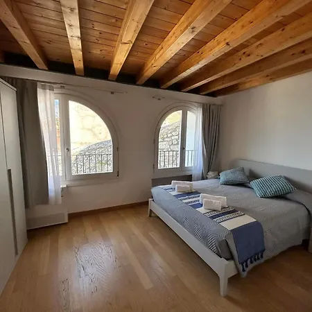 Borgo Borago * Brenzone sul Garda