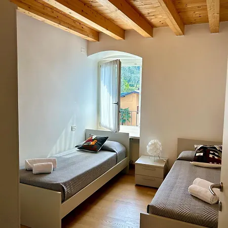 Borgo Borago * Brenzone sul Garda