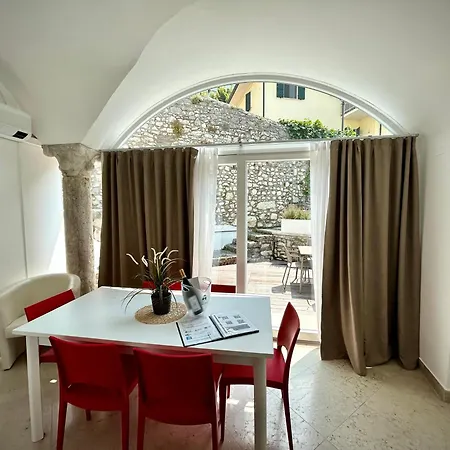 Borgo Borago *
