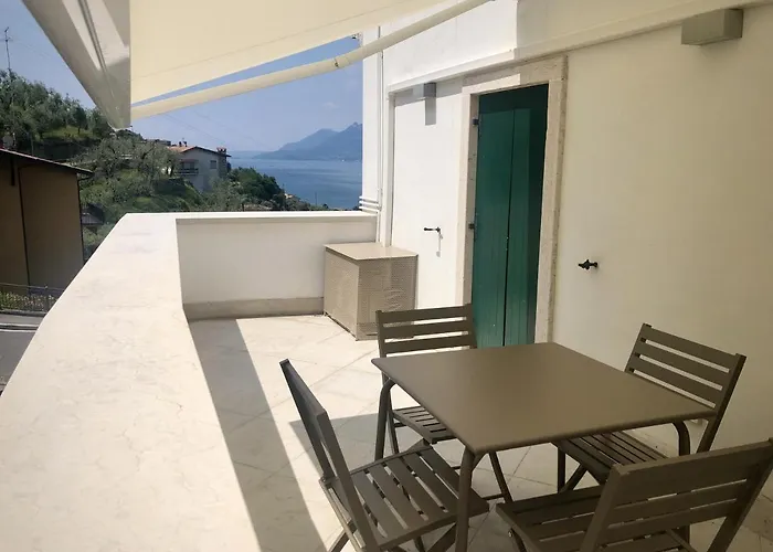 Borgo Borago * Brenzone sul Garda