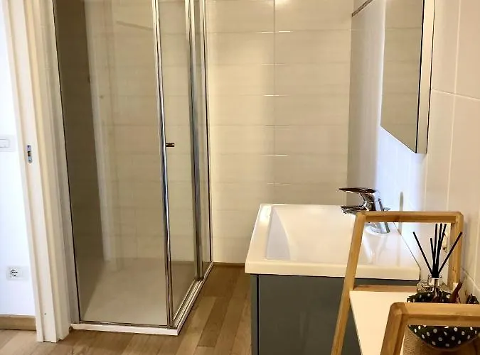 Borgo Borago * Brenzone sul Garda